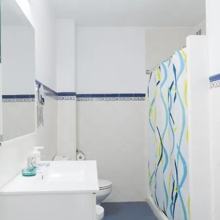 Beautiful Coastal 3-bedroom - 1 Minute Away From Apartment Fuengirola