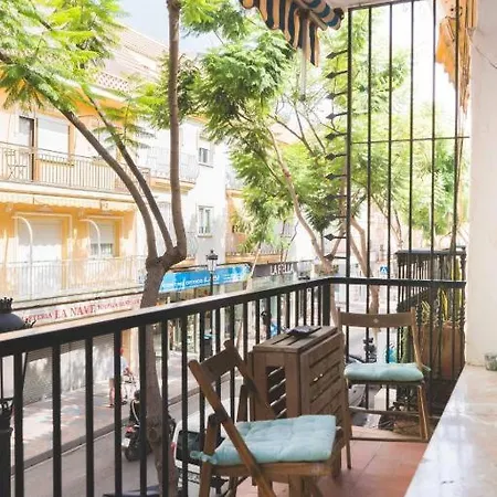 Apartment Beautiful Coastal 3-bedroom - 1 Minute Away From *