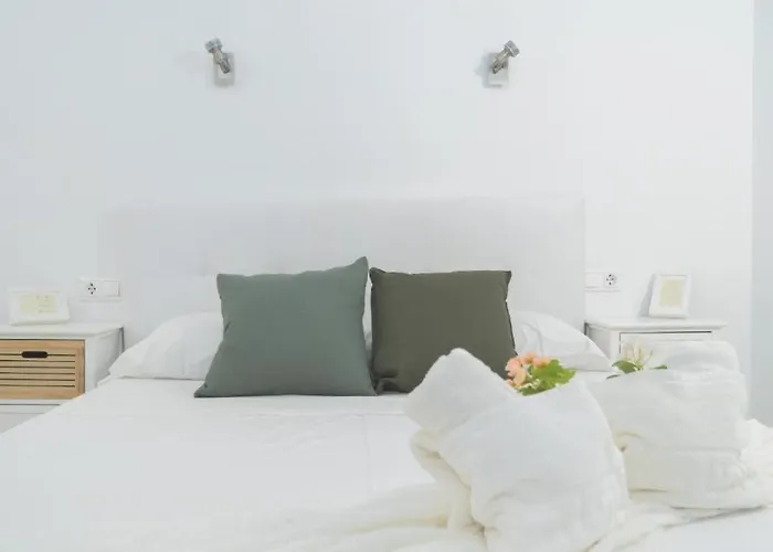 Beautiful Coastal 3-bedroom - 1 Minute Away From Apartamento