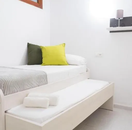 Beautiful Coastal 3-bedroom - 1 Minute Away From Fuengirola