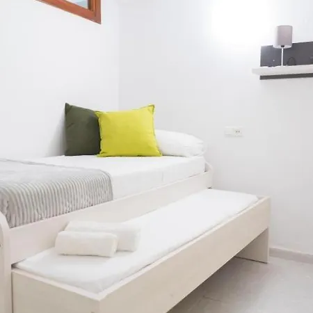 Beautiful Coastal 3-bedroom - 1 Minute Away From Fuengirola